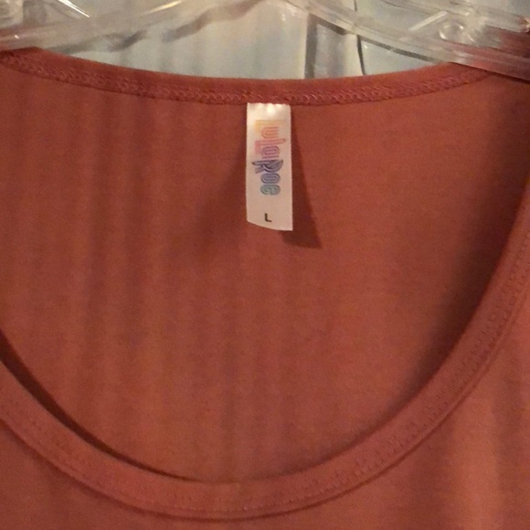 Lularoe - Picture 2 of 2